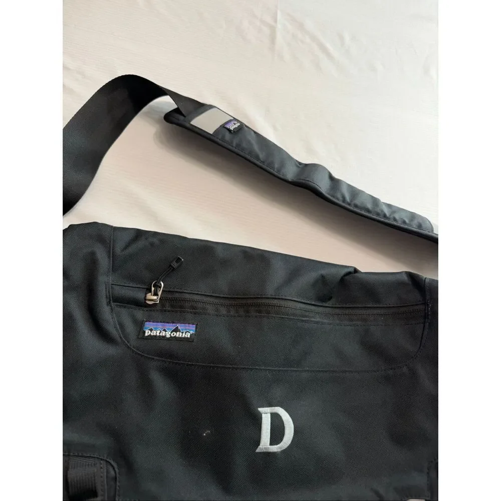 Patagonia Half Mass Black Messenger Crossbody Travel Laptop Bag